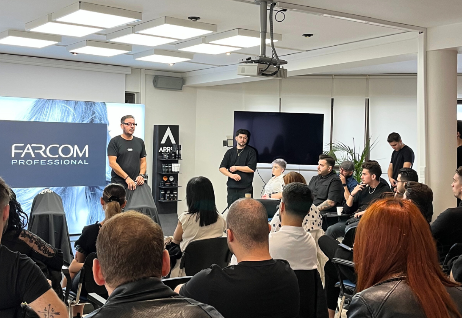 Farcom Professional Barber Seminar από τον Α. Τσαρούχα – Arren Men’s Grooming Brand Ambassador